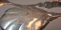2 Skedar & 1 söndrig sked. Silver, 55gram.