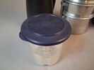 Diverse. Bl.a 3 delar tupperware, äggkoppar i trä m.m.
