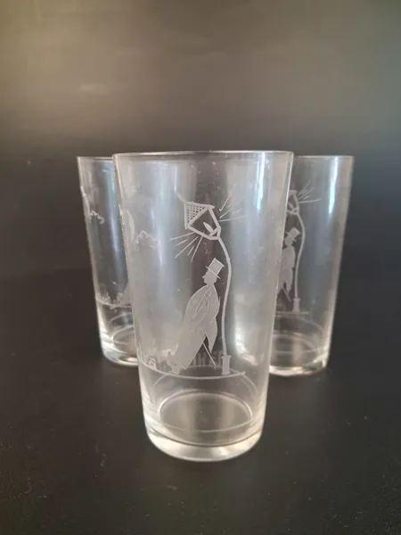3 Grogglas med dosering, lätt, vanlig, stark, extra. Handslipade.