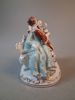 Figurin, Porslin. 1700-tals par med luta, Terraimport.