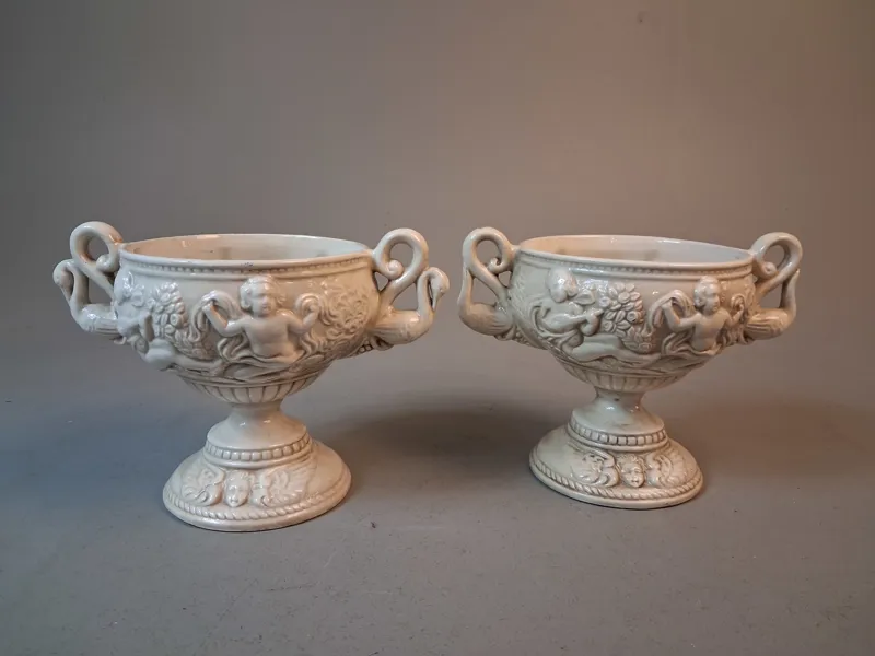 2 Krukor, Capodimonte. Italien. 