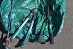 2 Häcksaxar, lövsäck & grip.