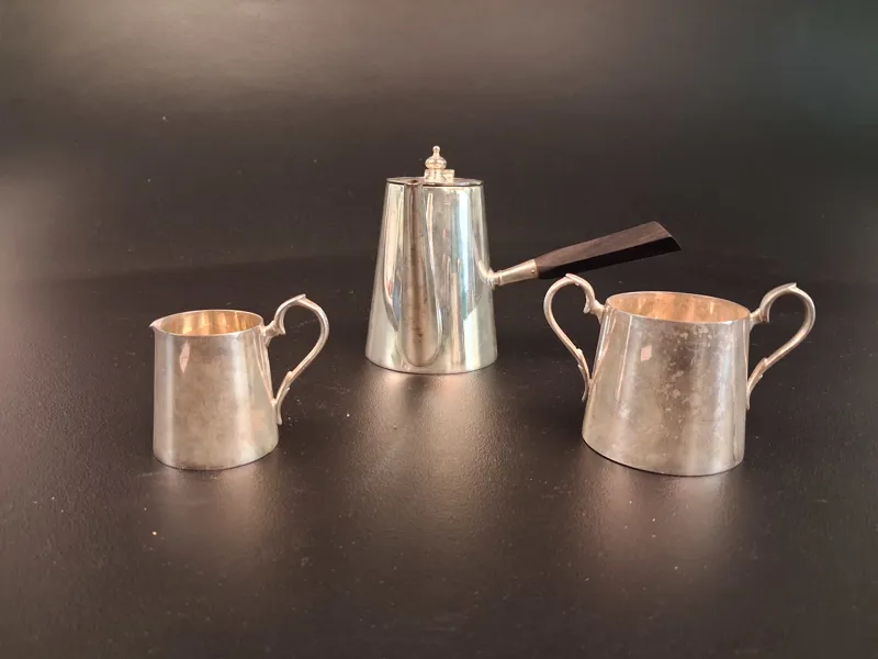 James Dixon & sons. Moccakanna, sockerskål & gräddkanna, nysilver, Sheffield.