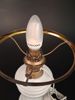 Bordslampa. Elektrifierad fotogenlampa.