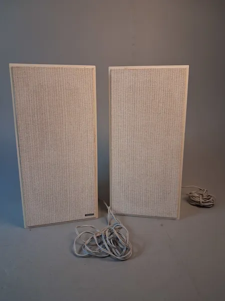 2 Högtalare. Grundig.