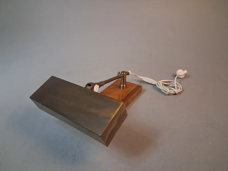 Pianolampa, Stilo Möbler, skillingaryd, 1960-tal, mässing & teak.