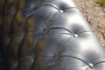 Chesterfield. 3 Sits-soffa, skinn.