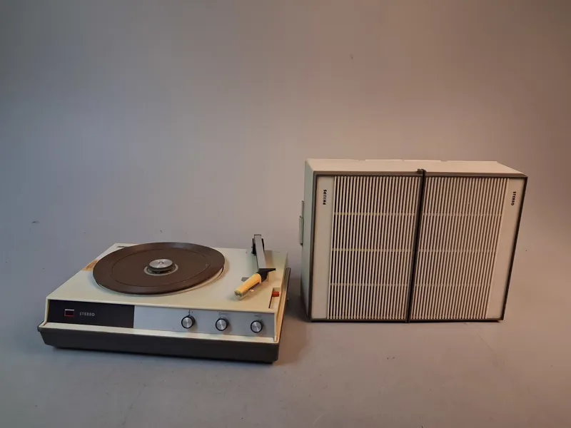 Philips stereo Damond.