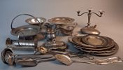 Diverse, mestadels nysilver.