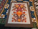 Diverse broderat/handarbeten.