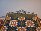 Diverse broderat/handarbeten.