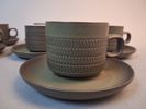 7 Koppar med fat, Denby England "Chevron" Gill Pemberton. Retro 1960-1970 tal.