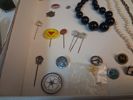 Diverse Bijouterier, mynt, pins m.m.