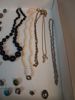 Diverse Bijouterier, mynt, pins m.m.