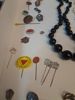 Diverse Bijouterier, mynt, pins m.m.