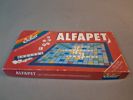 Diverse sällskapsspel, spel, pussel.