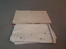 Diverse textil. Bl.a dukar.