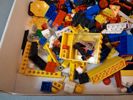 Diverse Lego, tomlåda technic 8020 & beskrivningar.