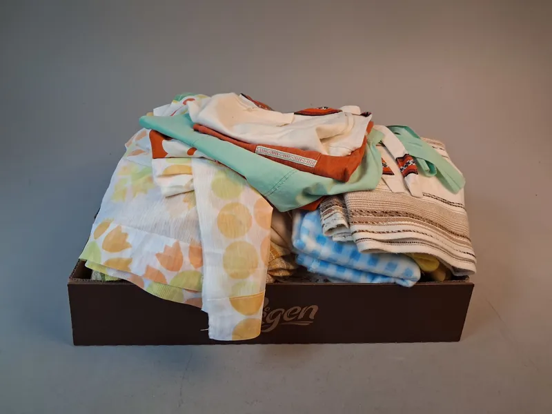 Diverse textil, även förkläden.