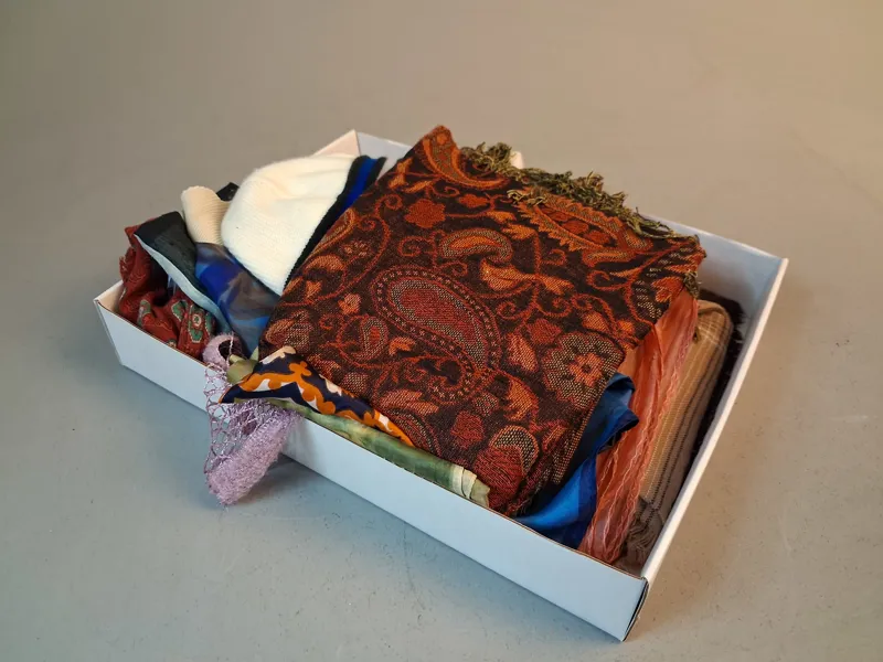Diverse scarfsar m.m.