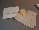 Diverse textil. Bl.a dukar.
