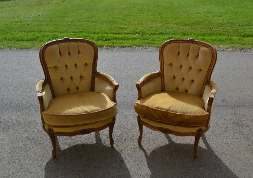 2 Fåtöljer. Rokoko-stil, 1900-talet.