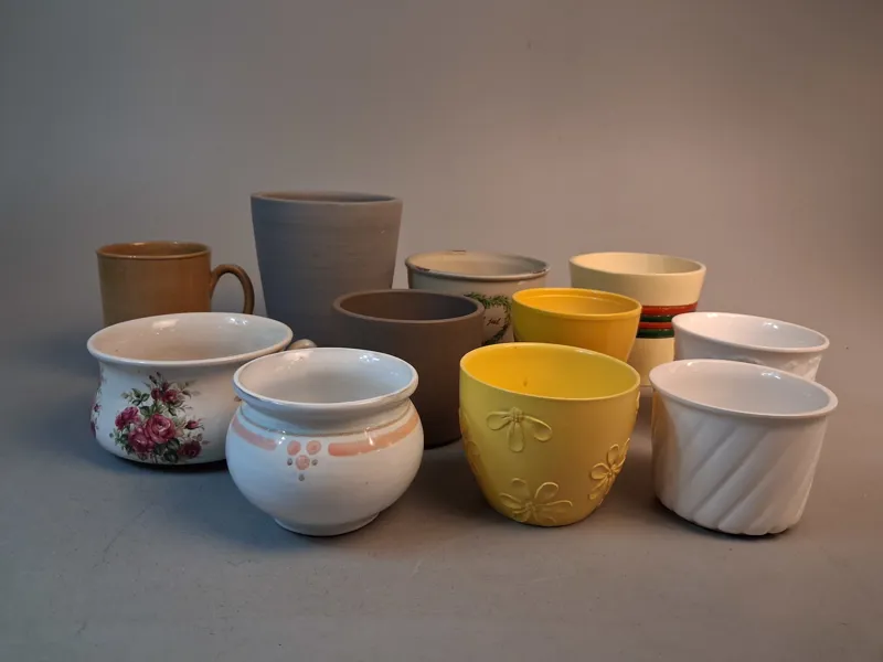 Diverse krukor/ytterfoder m.m.