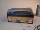 Radio/skivspelare system.