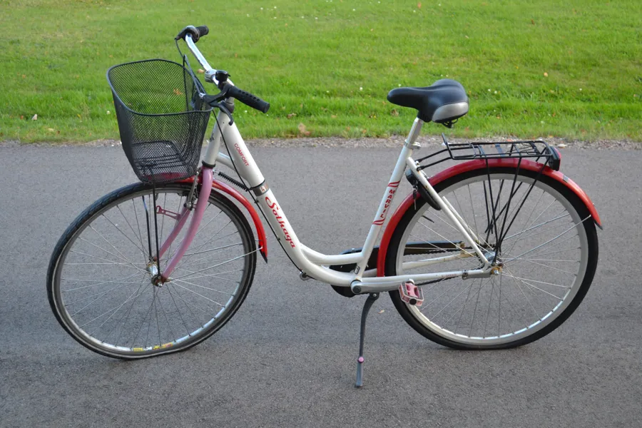 Damcykel. Solhaga, 28 tum, 3 Växlar.
