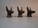 3 Figuriner. Egyptiska motiv, konstmassa, brevpress.