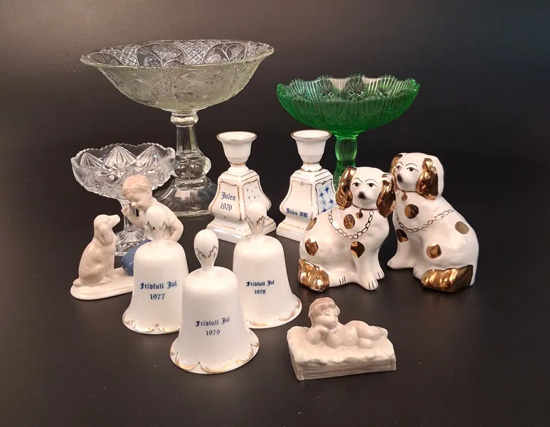 Diverse glas & porslin. Bl.a mormorsskål, Kaiser m.m.