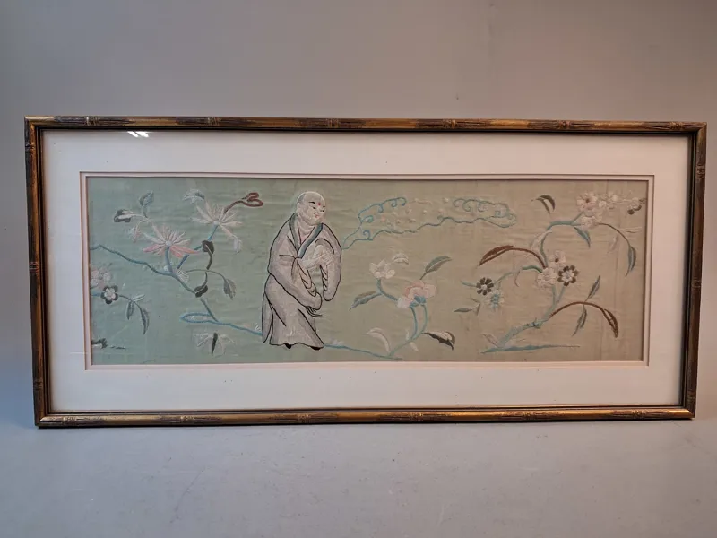 Sidenbroderi. Kina, 1800-talet.