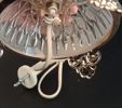 Bordslampa, glas, metal, prismor. 1900-tal.