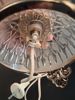 Bordslampa, glas, metal, prismor. 1900-tal.