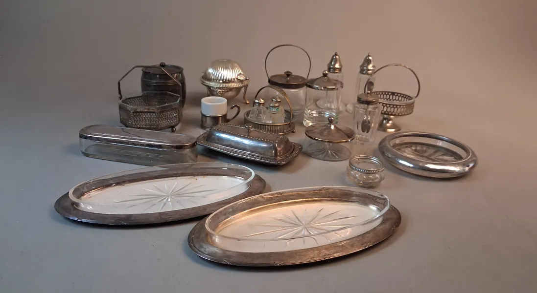Diverse nysilver.