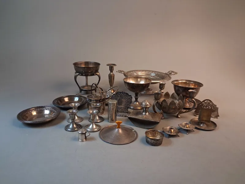 Diverse nysilver.