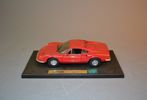 Modellbil. Ferrari, "Dino 246 GT", skala 1:18.