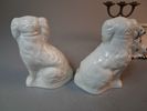 Diverse. Malm, mässing & Beswick hemvändarhundar.