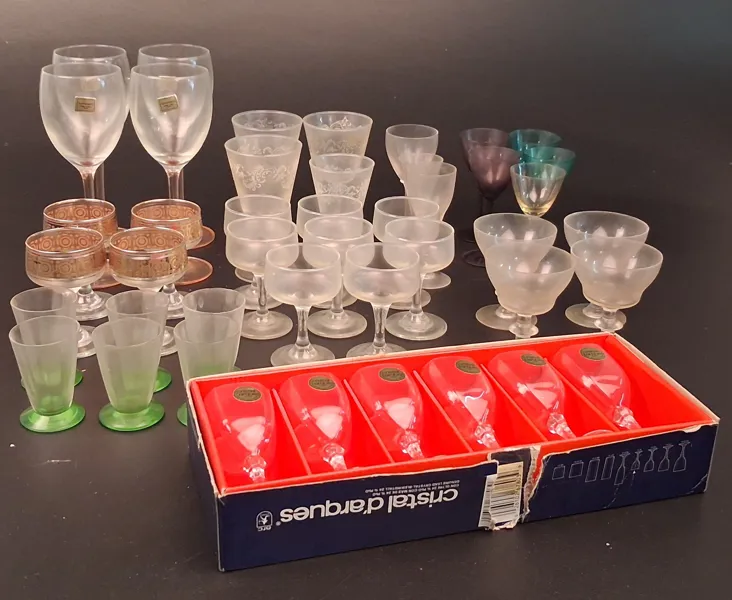 Diverse spritglas, Bl.a ekenäs, luminarc m.m.