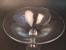 Stor skål på fot. Glas.