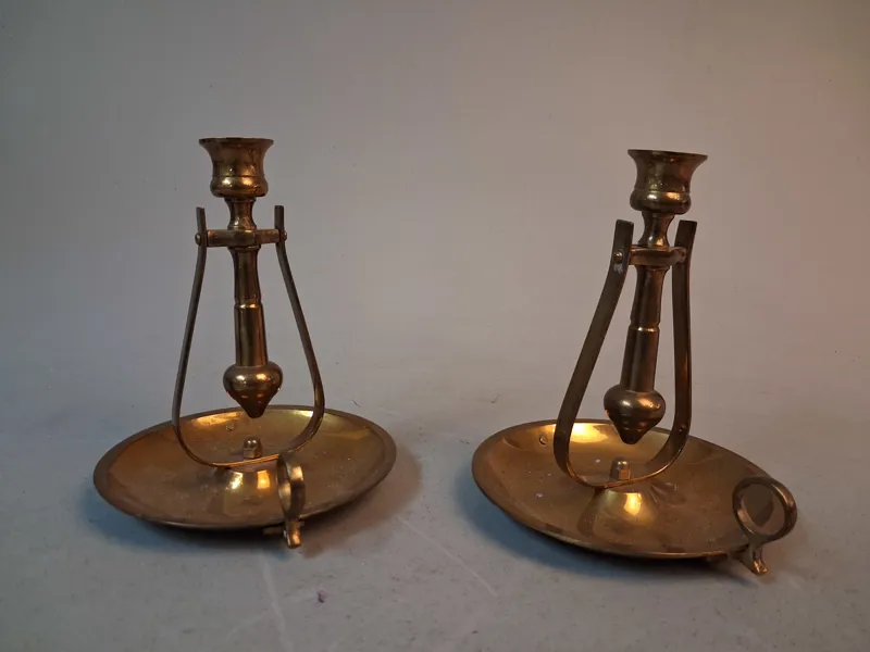 2 Skeppsljusstakar. Mässing.