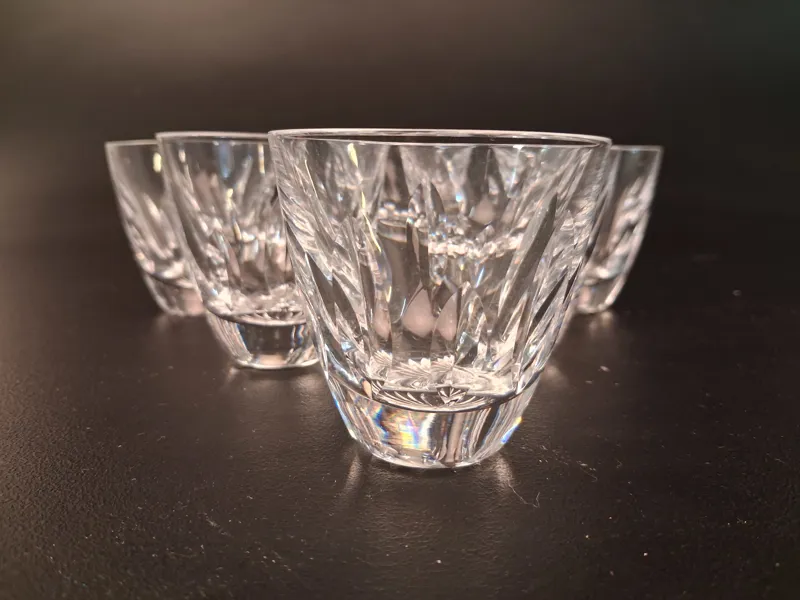 FRITZ KALLENBERG. 6 Snappsglas, "Martin", Kosta Boda.