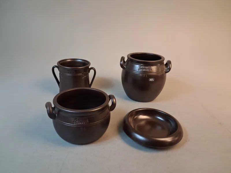 Höganäs keramik. 4 Delar.