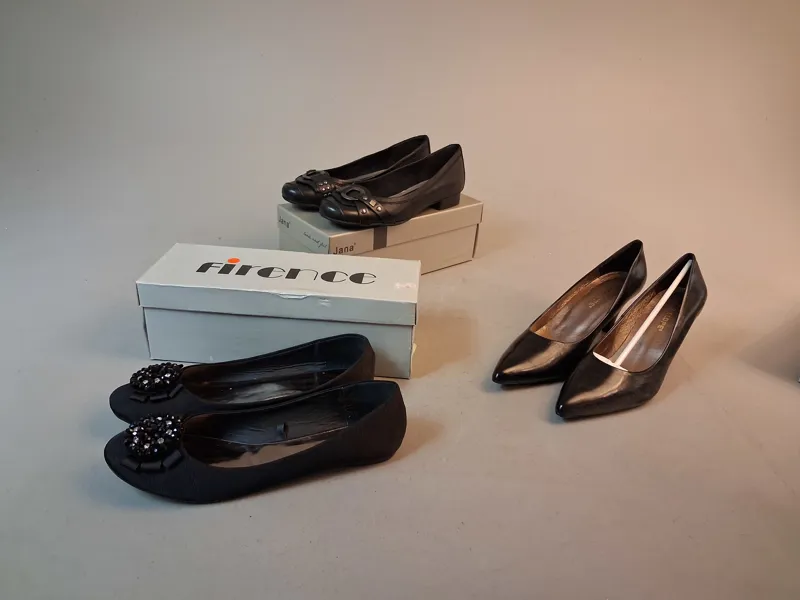 3 Par skor. Ballerina firence storlek 40, liten klack 6, läderpumps storlek 39,5 Penelope.