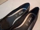 3 Par skor. Ballerina firence storlek 40, liten klack 6, läderpumps storlek 39,5 Penelope.