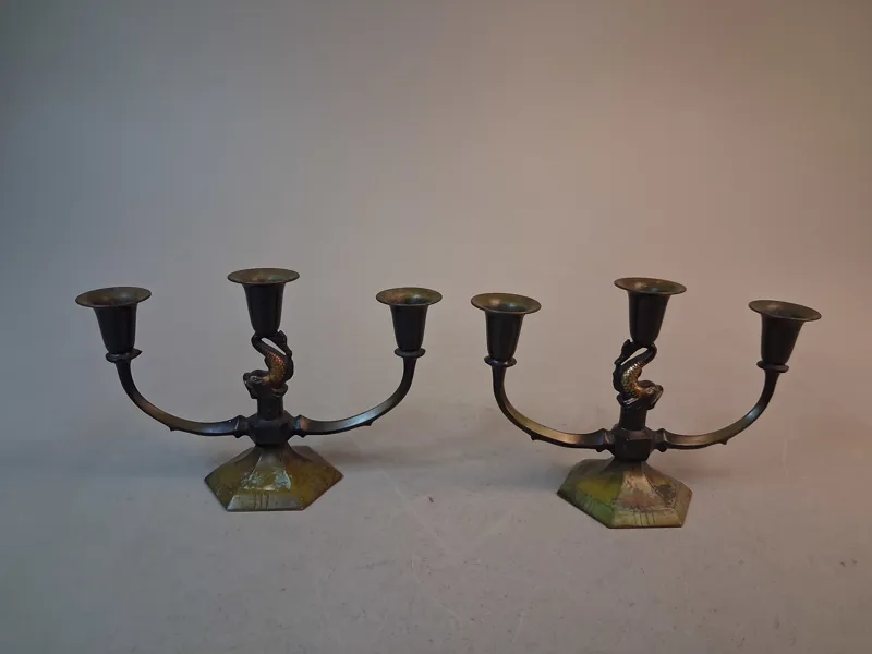 2 Kandelabrar, 3-Armade, brons, 1900-talet. Art Deco.