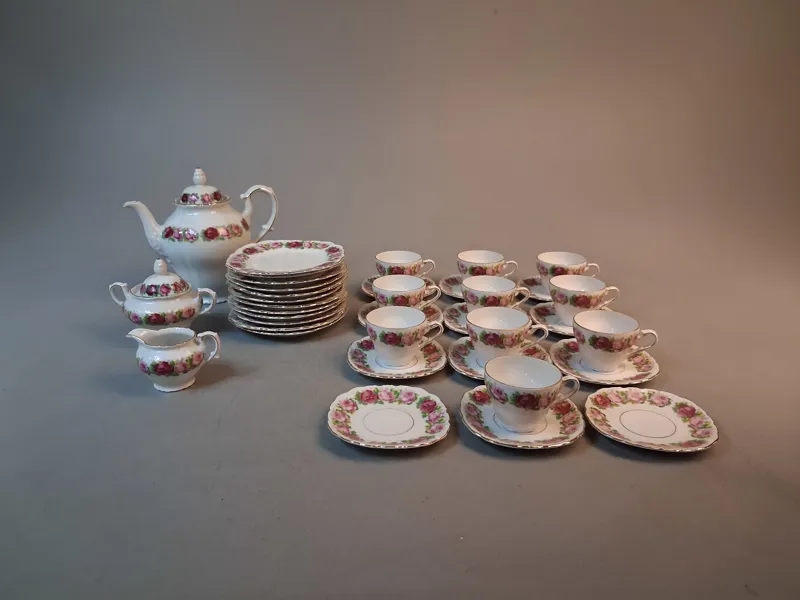 Kaffeservis. "Mormors Rosor", Bavaria.