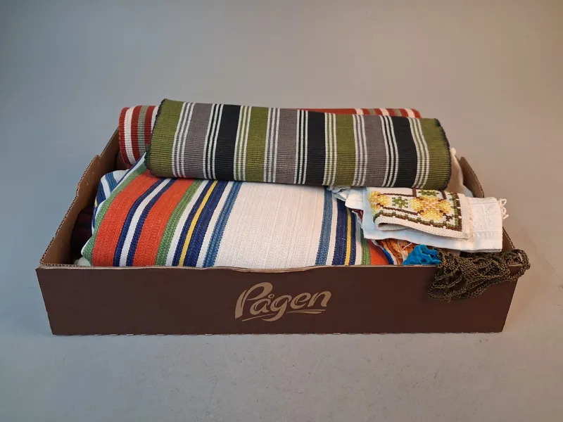 Diverse textil, Bl.a Vepor.