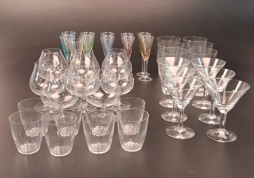 Diverse spritglas.