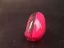 ÅSA JUNGNELIUS. Skulptur "Hotlips cerise" ur serie "Make up", Kosta Boda.